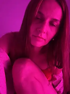 BritneyHall online show from 09-10-25, 07:02