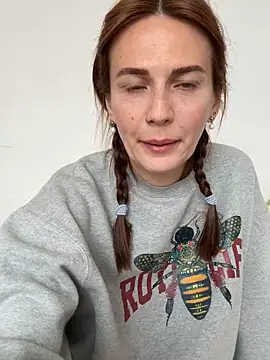 BritneyHall online show from 10-16-25, 07:16