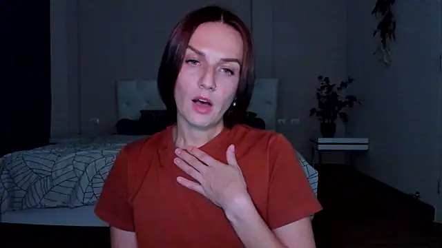 BritneyHall online show from 03-11-25, 06:30