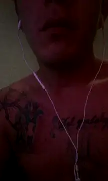 Snapshot of landy20cm chatting on 12-03-24, 08:33 landy20cm online show from 12-03-24, 08:33