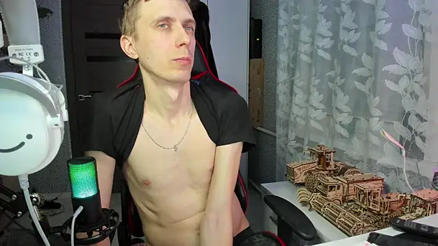 alex13ho online show from 03-12-25, 06:32