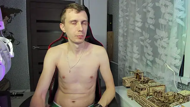 alex13ho online show from 03-06-25, 05:22