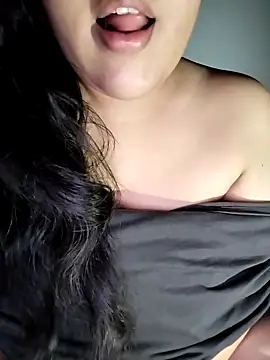 Annerae online show from 09-21-25, 04:23