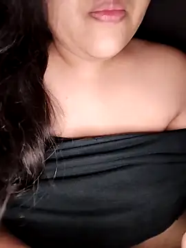 Annerae online show from 09-18-25, 05:05