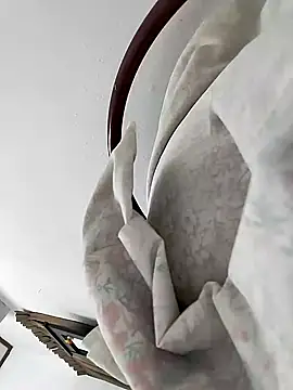 Annerae online show from 03-19-26, 04:18