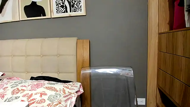 Ash milk online show from 05-21-26, 02:09