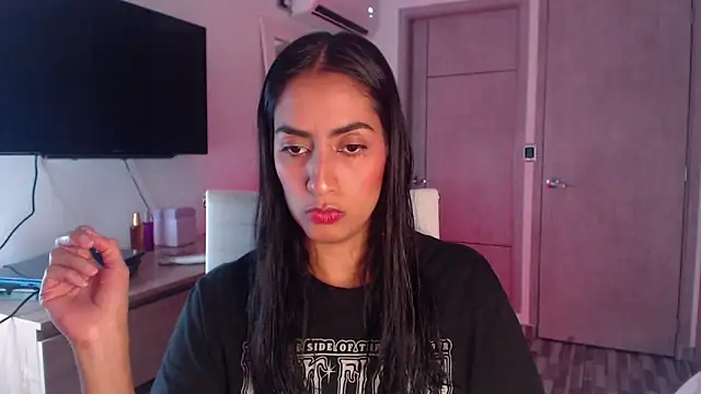 Brown skin11 online show from 11-18-25, 08:12