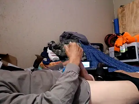 Snapshot of sausylolly chatting on 10-30-25, 10:02 sausylolly online show from 10-30-25, 10:02