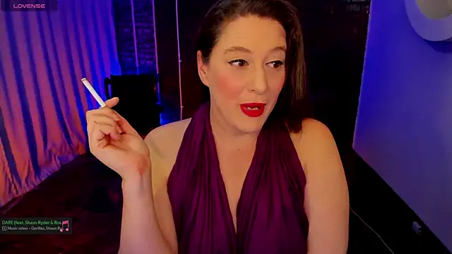 Snapshot of cee2nv chatting on 06-25-26, 10:26 cee2nv online show from 06-25-26, 10:26