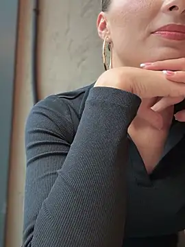 YOUR-KARINA online show from 10-29-25, 09:52