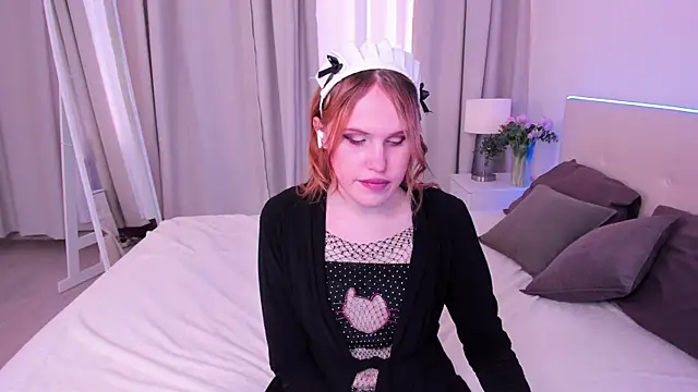 Snapshot of EffieMinki chatting on 09-29-25, 10:33 EffieMinki online show from 09-29-25, 10:33