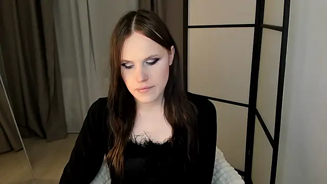 EffieMinki online show from 03-12-26, 08:57