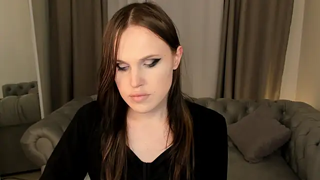 EffieMinki online show from 04-08-26, 08:21