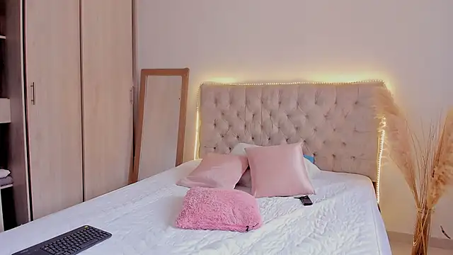 mariam hill online show from 09-21-25, 03:39