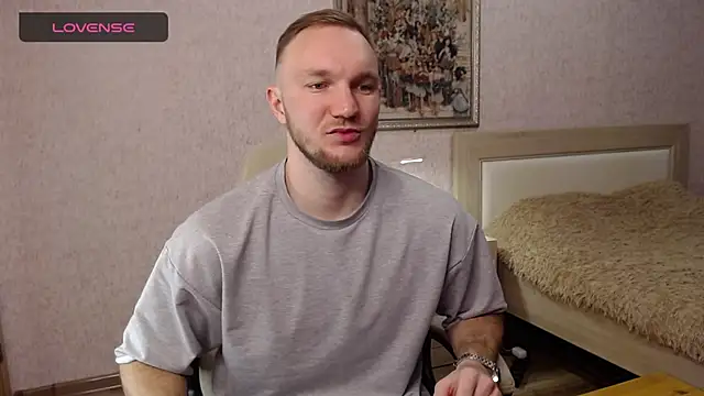 Snapshot of Toress1 chatting on 03-03-26, 04:36 Toress1 online show from 03-03-26, 04:36