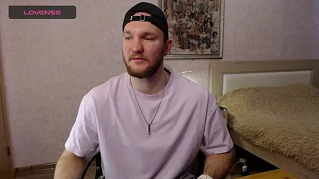 Snapshot of Toress1 chatting on 02-28-26, 11:21 Toress1 online show from 02-28-26, 11:21