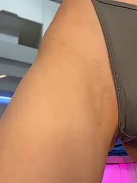 Snapshot of Kira_Quinn chatting on 02-08-26, 07:00 Kira Quinn online show from 02-08-26, 07:00