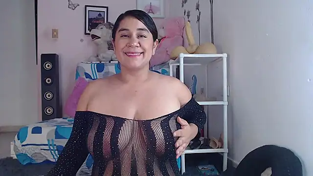 emiligrey  online show from 03-14-25, 04:10