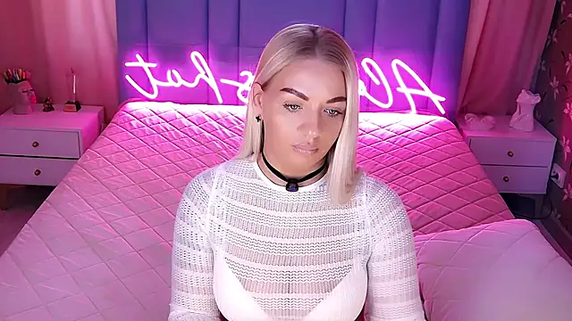 AllwaysHotJ online show from 04-14-26, 01:54