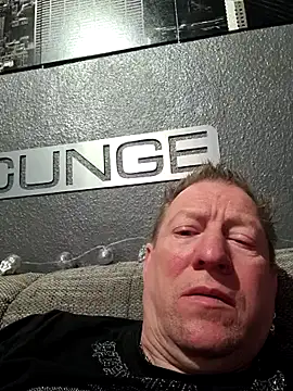 Snapshot of tomtom111111 chatting on 03-20-25, 11:45 tomtom111111 online show from 03-20-25, 11:45