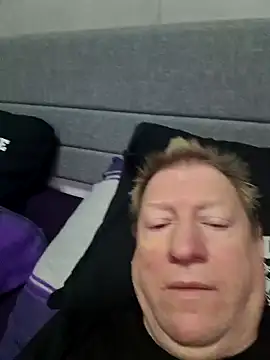 Snapshot of tomtom111111 chatting on 12-30-24, 10:10 tomtom111111 online show from 12-30-24, 10:10