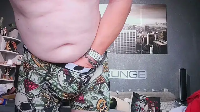 Snapshot of tomtom111111 chatting on 10-07-25, 07:53 tomtom111111 online show from 10-07-25, 07:53