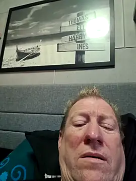 Snapshot of tomtom111111 chatting on 10-03-25, 01:56 tomtom111111 online show from 10-03-25, 01:56