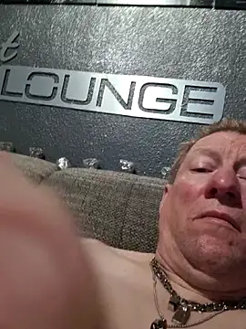 Snapshot of tomtom111111 chatting on 03-01-26, 10:10 tomtom111111 online show from 03-01-26, 10:10