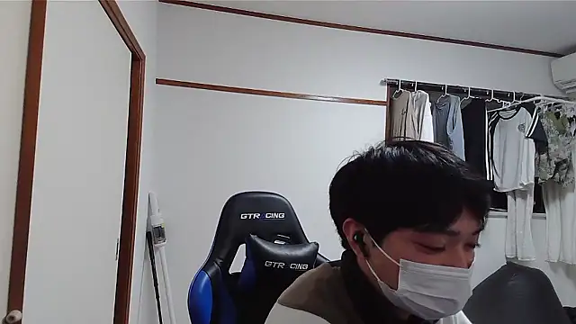 pychan online show from 12-20-25, 02:42