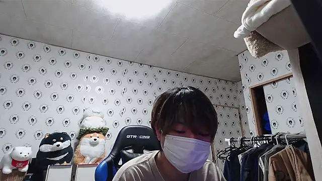 pychan online show from 03-10-25, 01:54