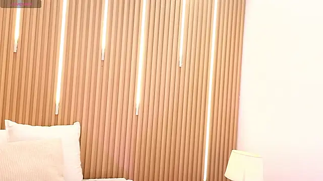 KimSensual  online show from 03-25-26, 12:37