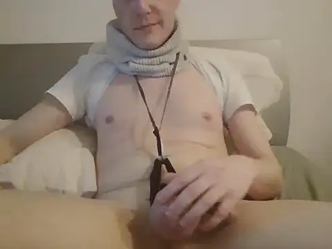 iluvhottenns online show from 03-26-26, 05:22