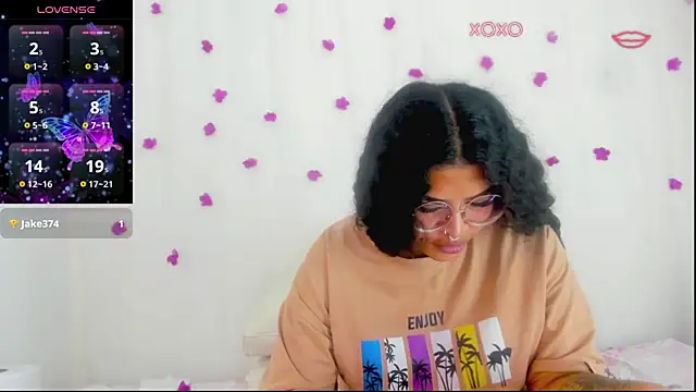 moana taylor online show from 10-08-25, 10:50