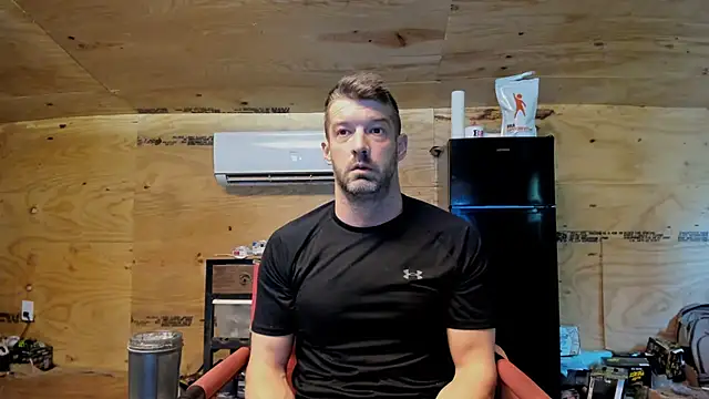 Snapshot of Kenny_Kyle chatting on 09-16-25, 02:07 Kenny Kyle online show from 09-16-25, 02:07