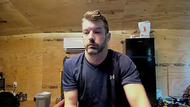 Snapshot of Kenny_Kyle chatting on 09-26-25, 02:24 Kenny Kyle online show from 09-26-25, 02:24