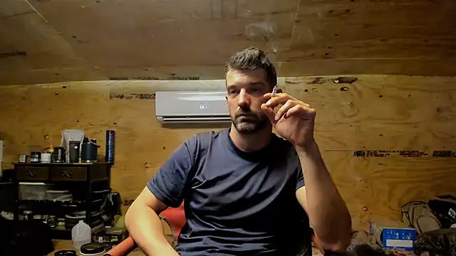 Snapshot of Kenny_Kyle chatting on 03-12-25, 01:58 Kenny Kyle online show from 03-12-25, 01:58