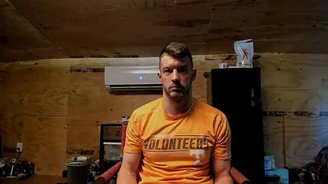Snapshot of Kenny_Kyle chatting on 09-28-25, 01:51 Kenny Kyle online show from 09-28-25, 01:51