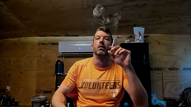Snapshot of Kenny_Kyle chatting on 10-02-25, 01:58 Kenny Kyle online show from 10-02-25, 01:58