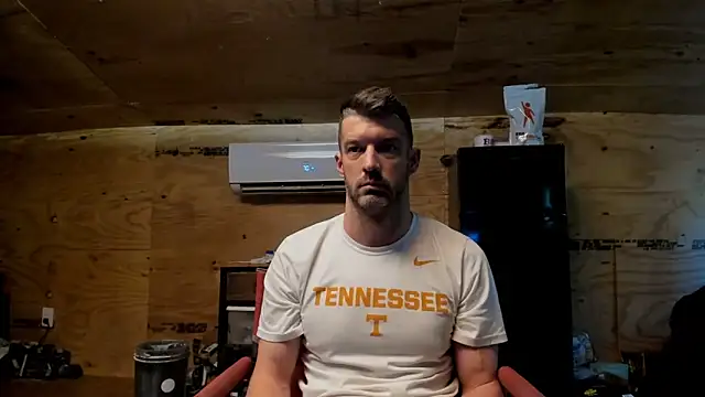 Snapshot of Kenny_Kyle chatting on 09-30-25, 01:28 Kenny Kyle online show from 09-30-25, 01:28