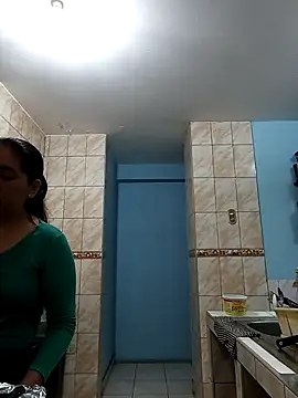 Snapshot of Gatubela212 chatting on 09-23-25, 02:07 Gatubela212 online show from 09-23-25, 02:07