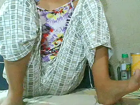 Snapshot of PinaySkinnyGirl chatting on 06-24-26, 10:51 PinaySkinnyGirl online show from 06-24-26, 10:51