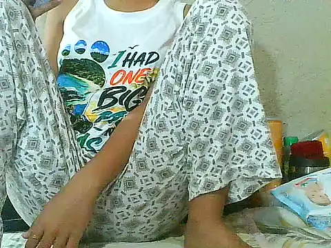 Snapshot of PinaySkinnyGirl chatting on 06-28-26, 10:27 PinaySkinnyGirl online show from 06-28-26, 10:27
