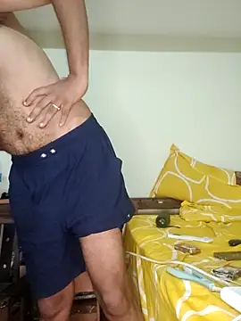 Snapshot of FearingForm chatting on 09-30-25, 10:27 FearingForm online show from 09-30-25, 10:27