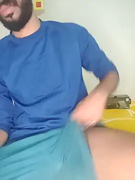 Snapshot of FearingForm chatting on 10-20-25, 11:38 FearingForm online show from 10-20-25, 11:38