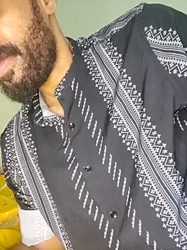 Snapshot of FearingForm chatting on 10-08-25, 11:45 FearingForm online show from 10-08-25, 11:45