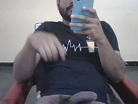 bunnyboy3467 online show from 06-04-26, 05:23