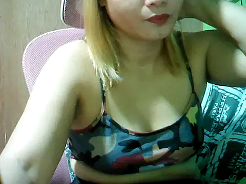 ashlylove25 online show from 10-18-25, 02:13