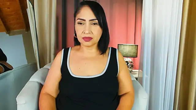 Madissononee online show from 11-28-25, 12:22