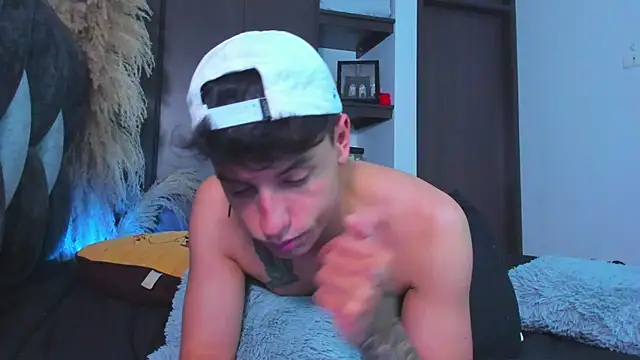 Snapshot of I_Gabriel chatting on 01-10-25, 12:06 I Gabriel online show from 01-10-25, 12:06