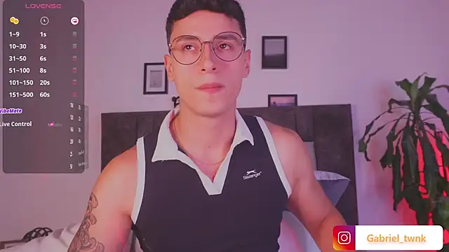 Snapshot of I_Gabriel chatting on 07-23-26, 04:54 I Gabriel online show from 07-23-26, 04:54